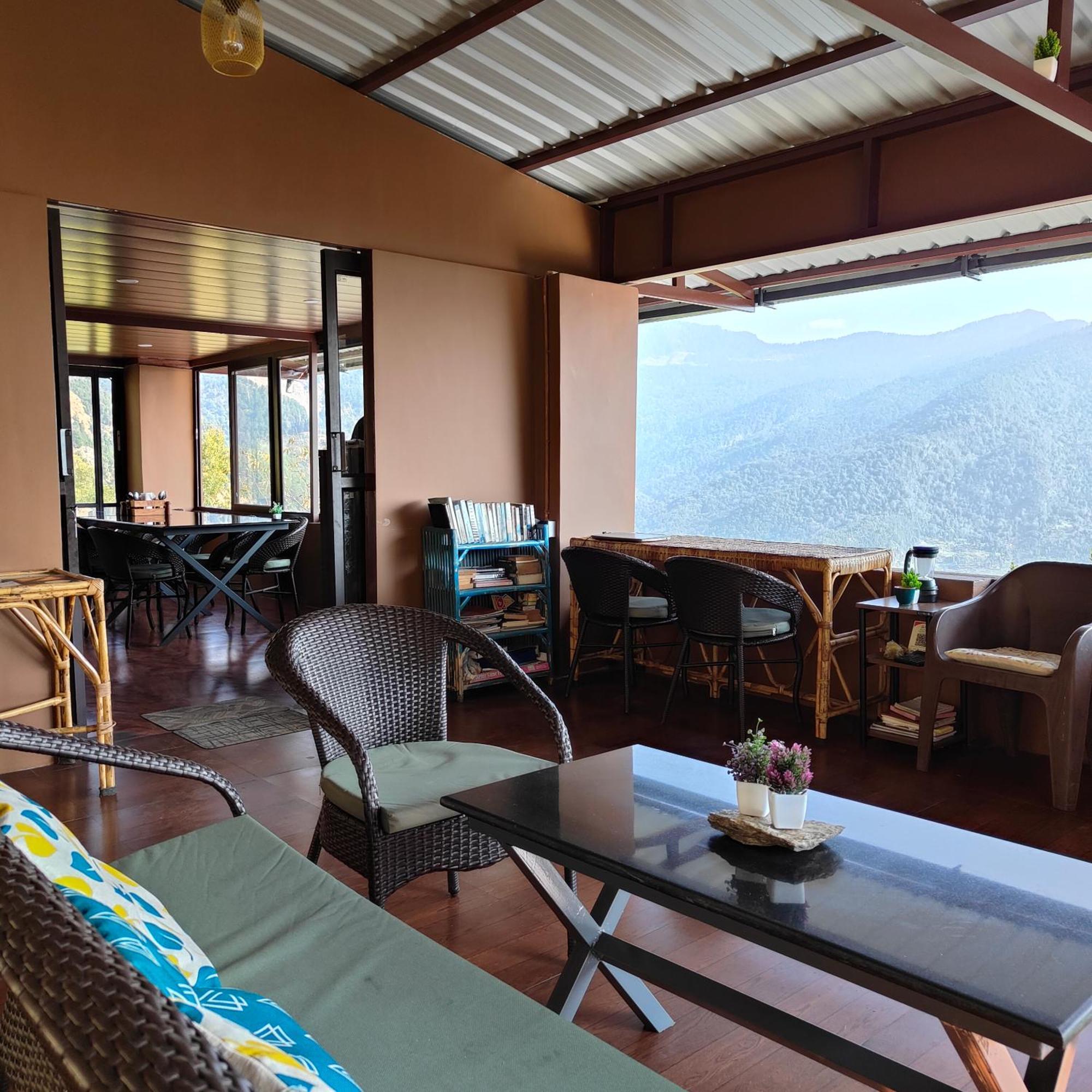 Villa Cafe Buransh Sari Exterior foto